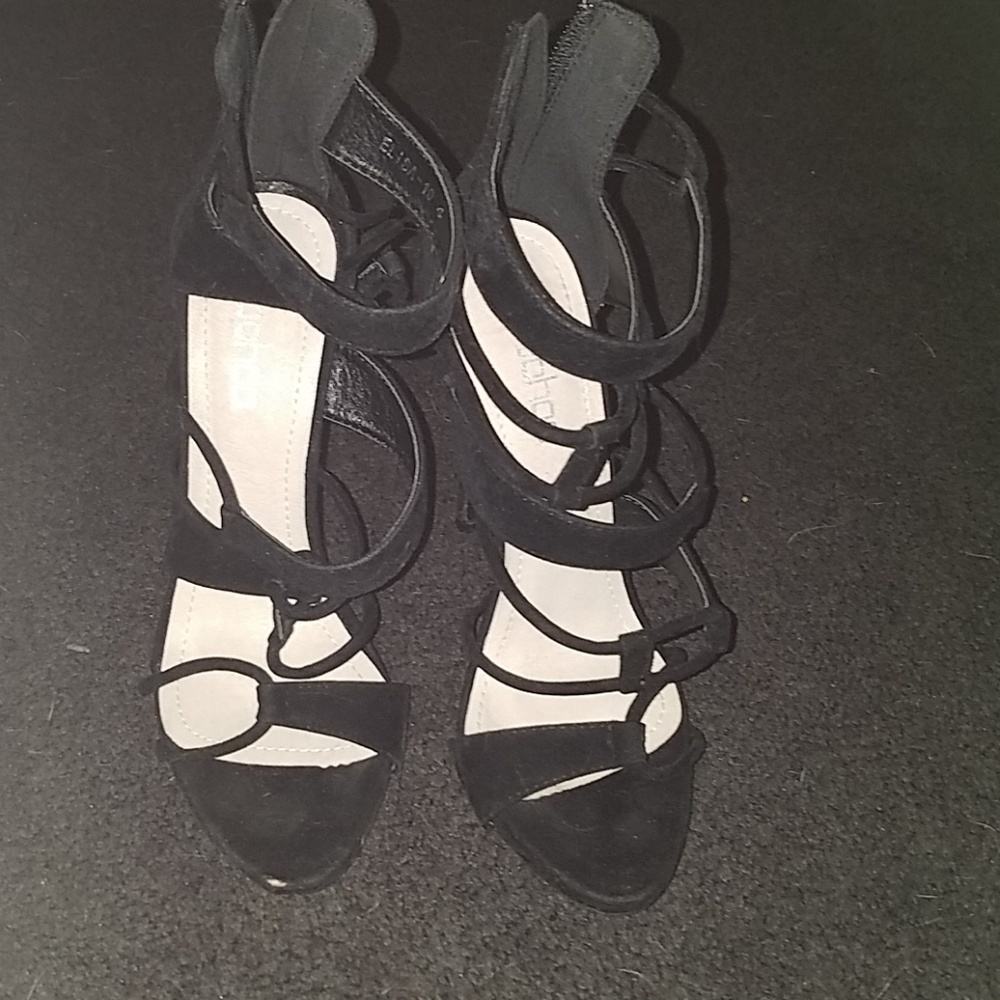 Black suede open toe strappy herl